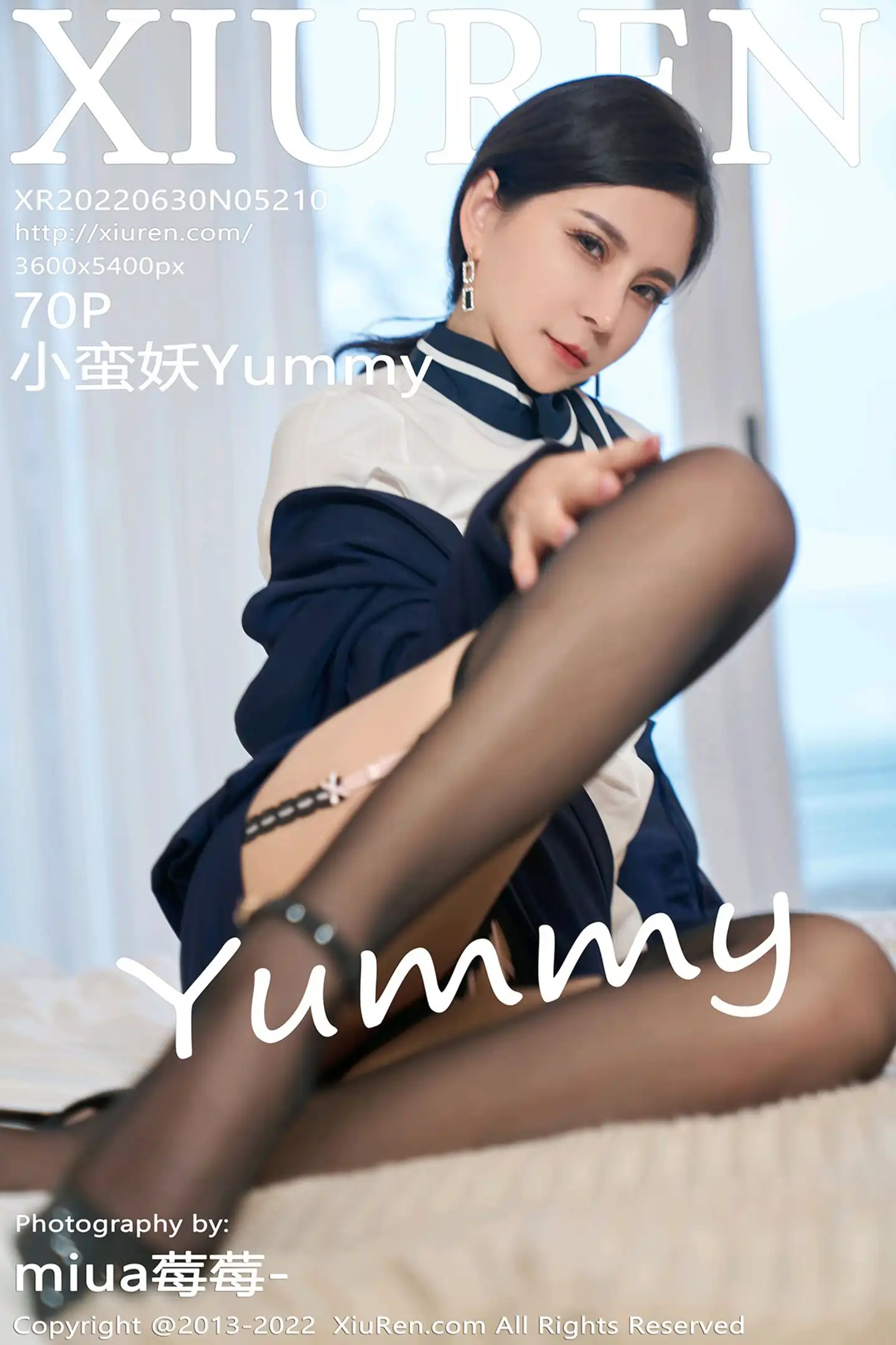 [XiuRen秀人网]No.5210_模特小蛮妖Yummy半脱性感职业装露蕾丝内衣黑丝吊袜诱惑写真70P-秀人网 - XiuRen.Space